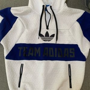 ADIDAS Team Adidas Sweatshirt